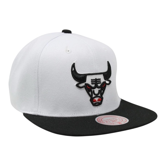Chicago Bulls NBA Mitchell & Ness Original Fit O.G. Adjustable Snapback Hat - Picture 2 of 8